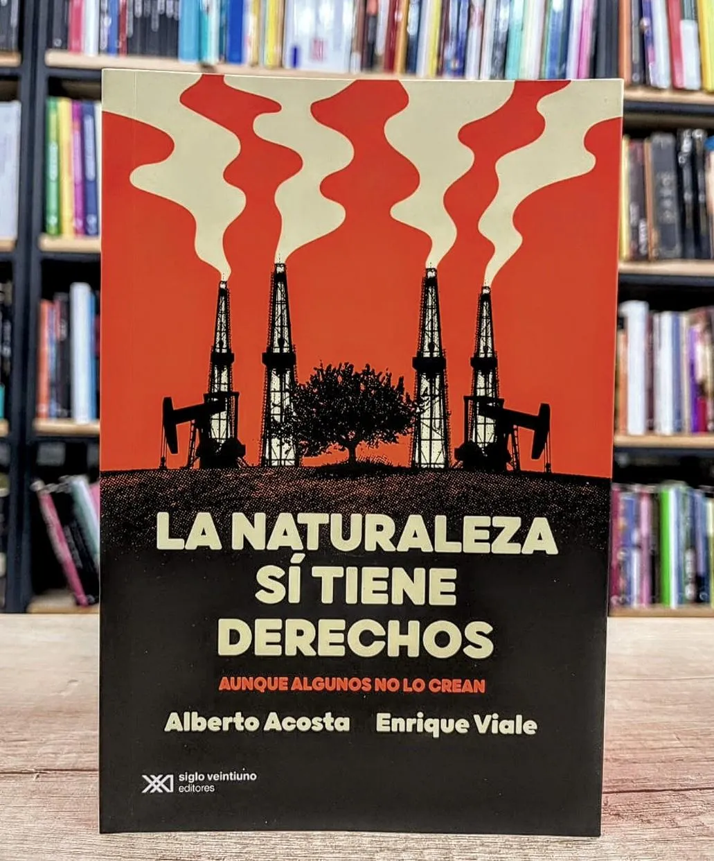 ENRIQUE VIALE Y ALBERTO ACOSTA presentan su libro: LA NATURALEZA SÍ TIENE DERECHOS