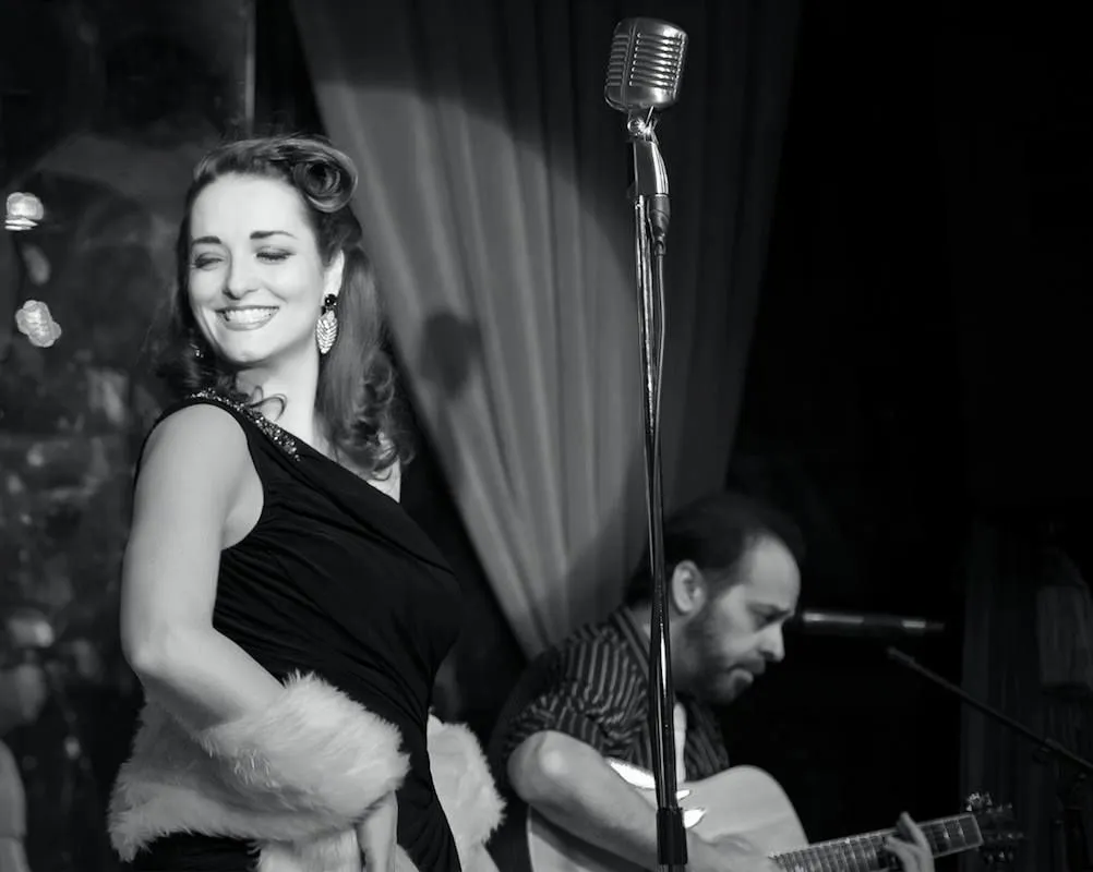 LIVE MUSIC TRIO with Joanne Weaver | 5:30 PM – 8:30 PM