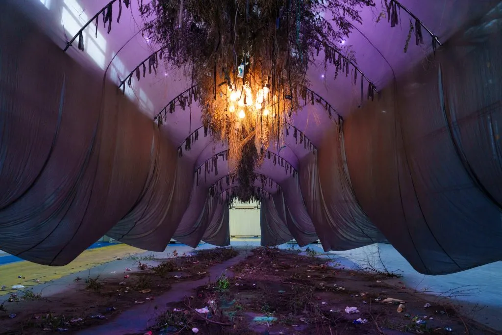 Laure Prouvost | Hovering Caress Amère – 18th Biennale de Lyon