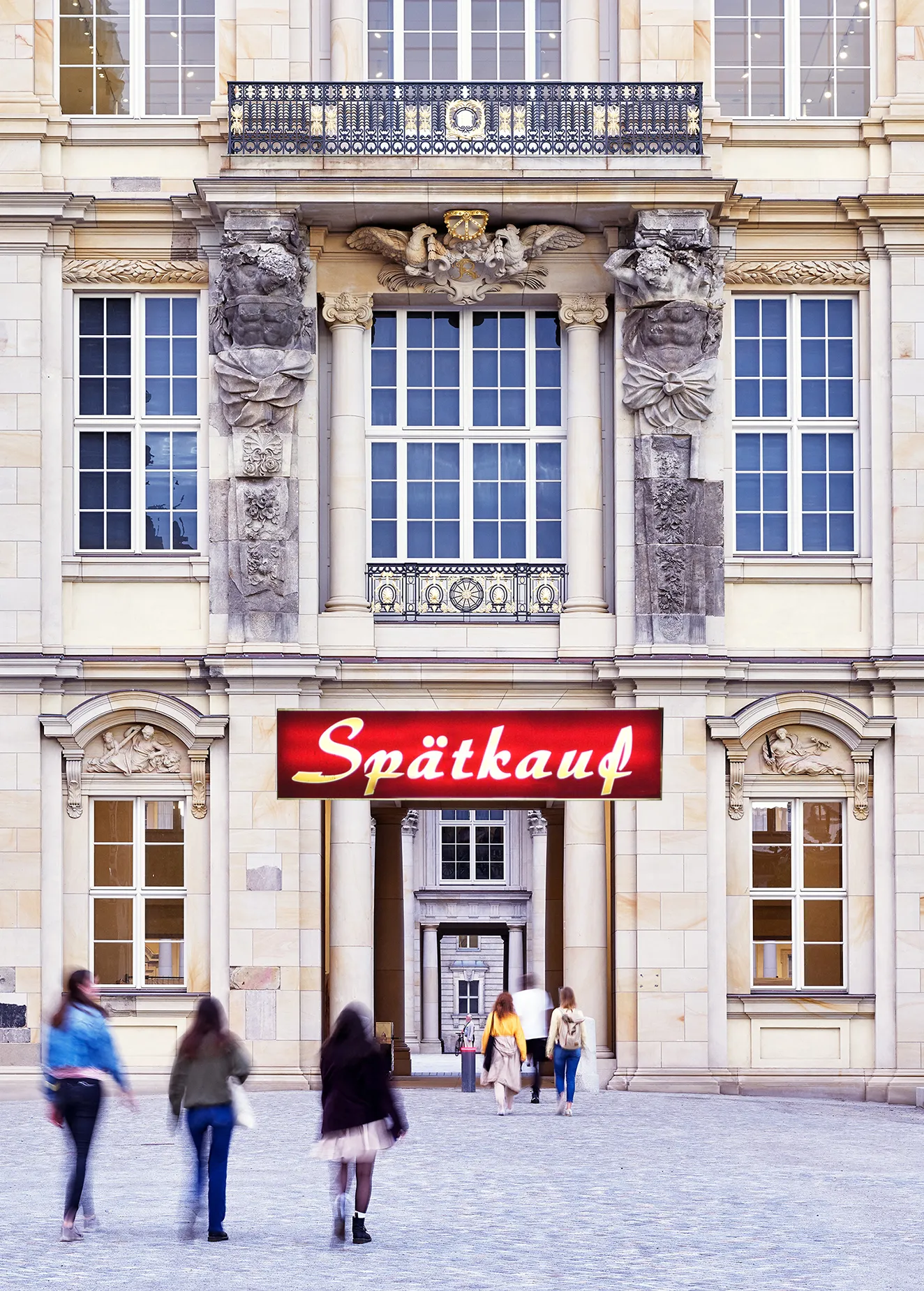 SPÄTI