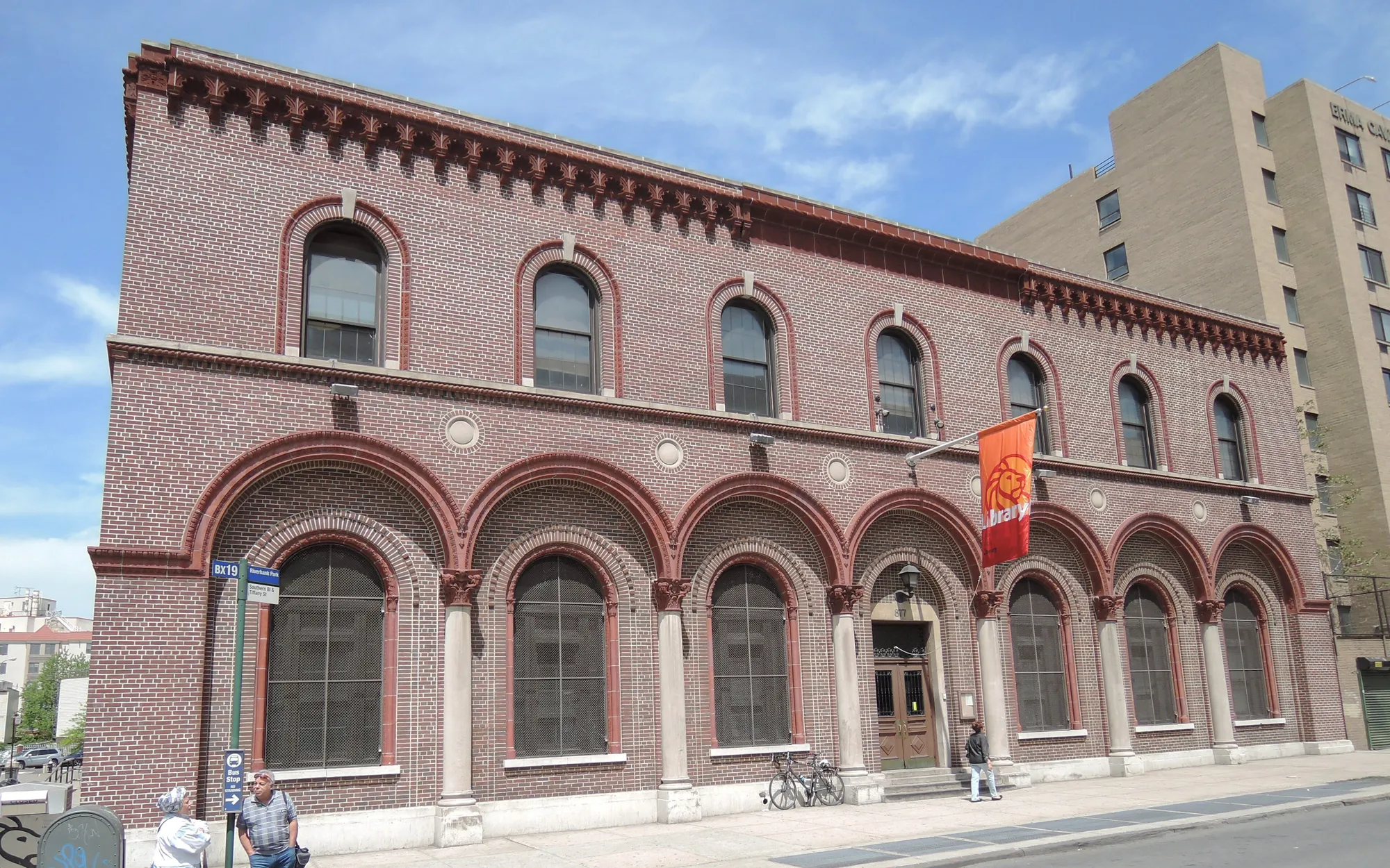 Hunt's Point Library