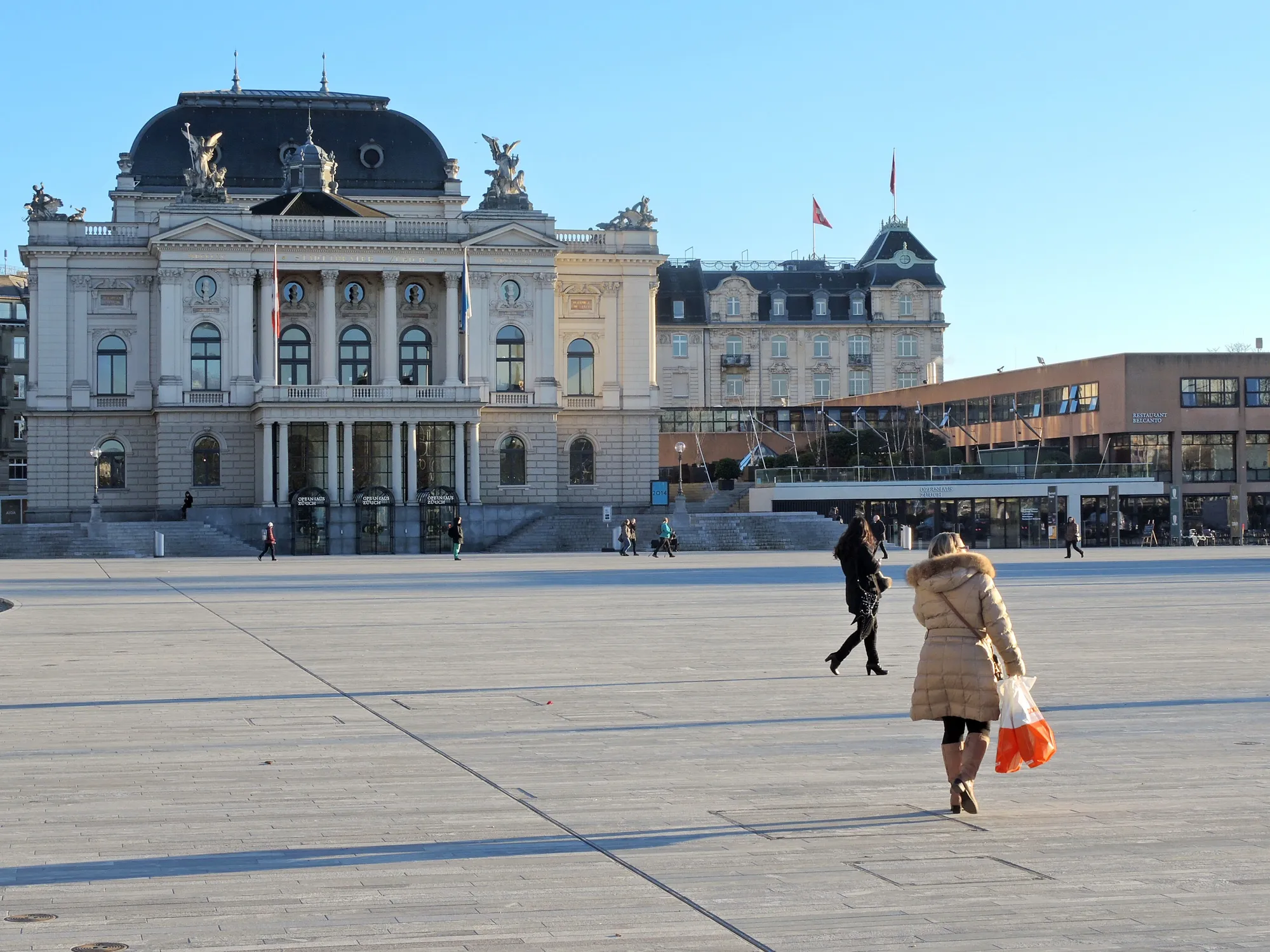 Bernhard Theater