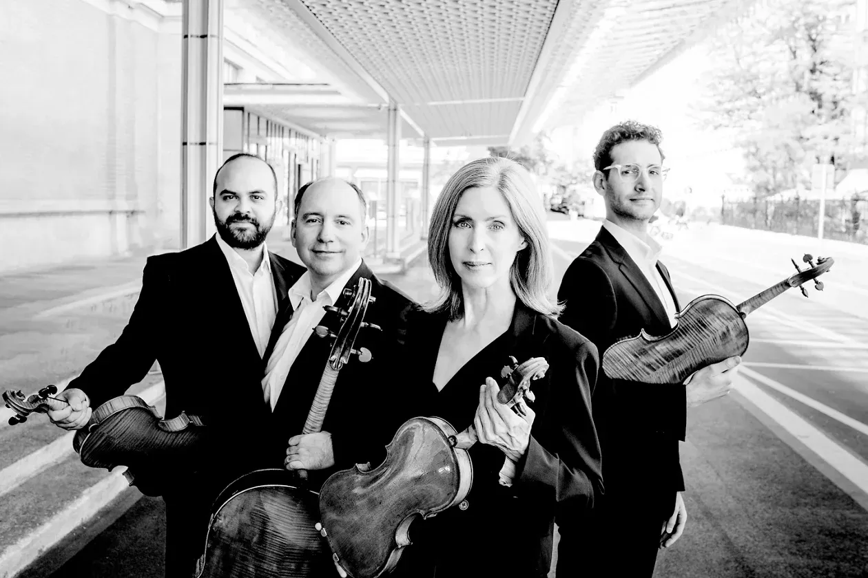 Vier Stimmen – Ewige Gegenwart