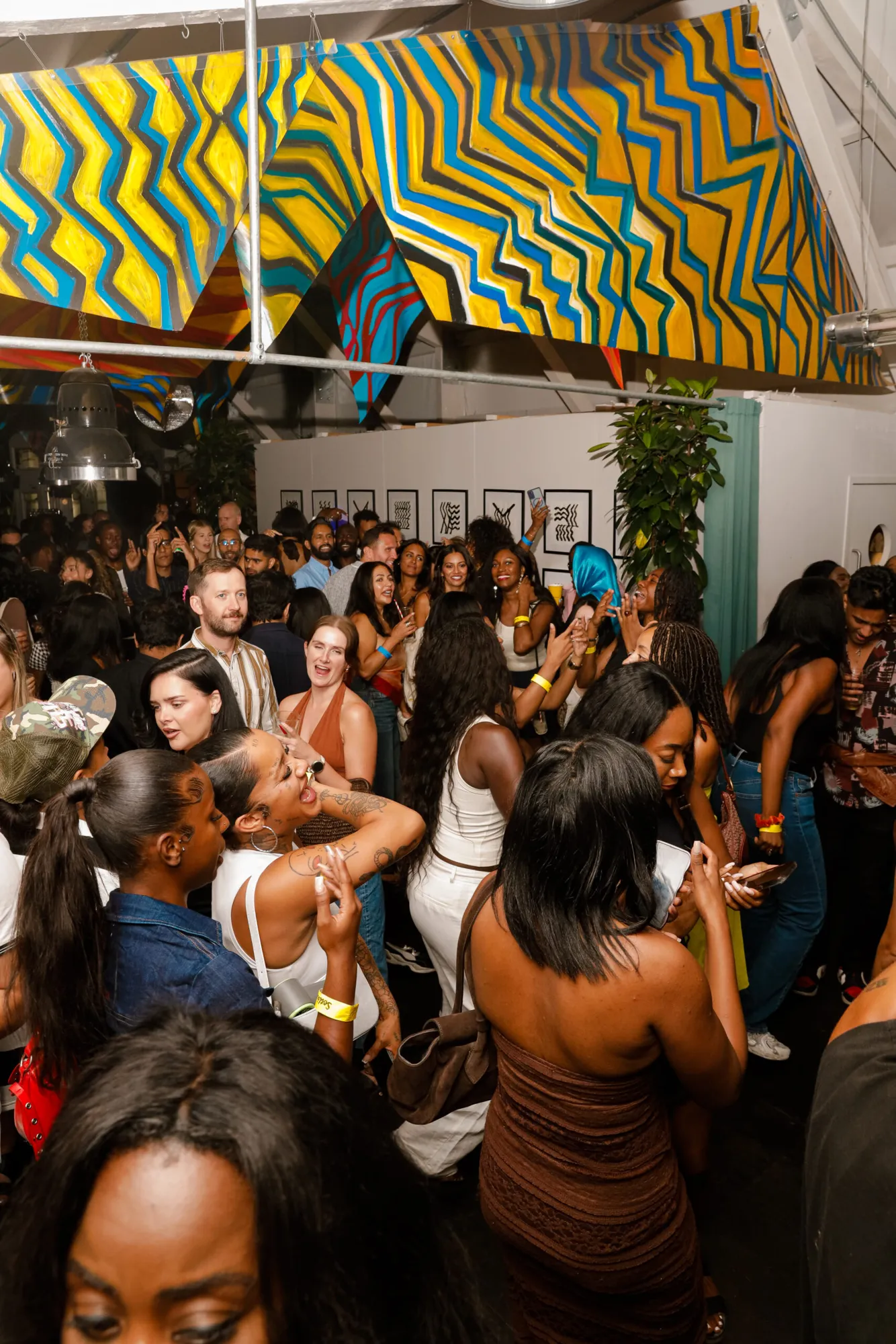 R&B AND FUNKYHOUSE FRIDAYS