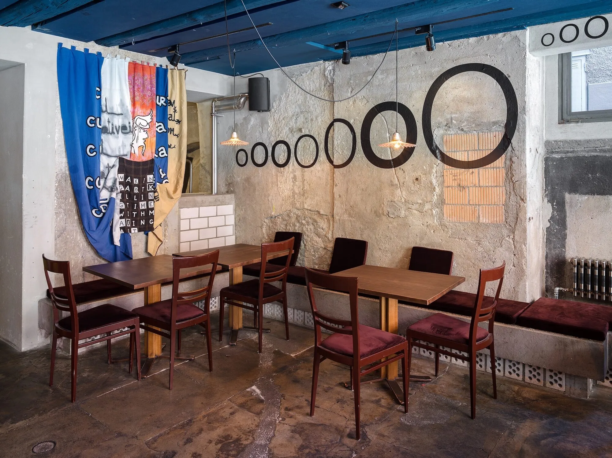 «DadaZwischenSprachen» (Artists' Bar)