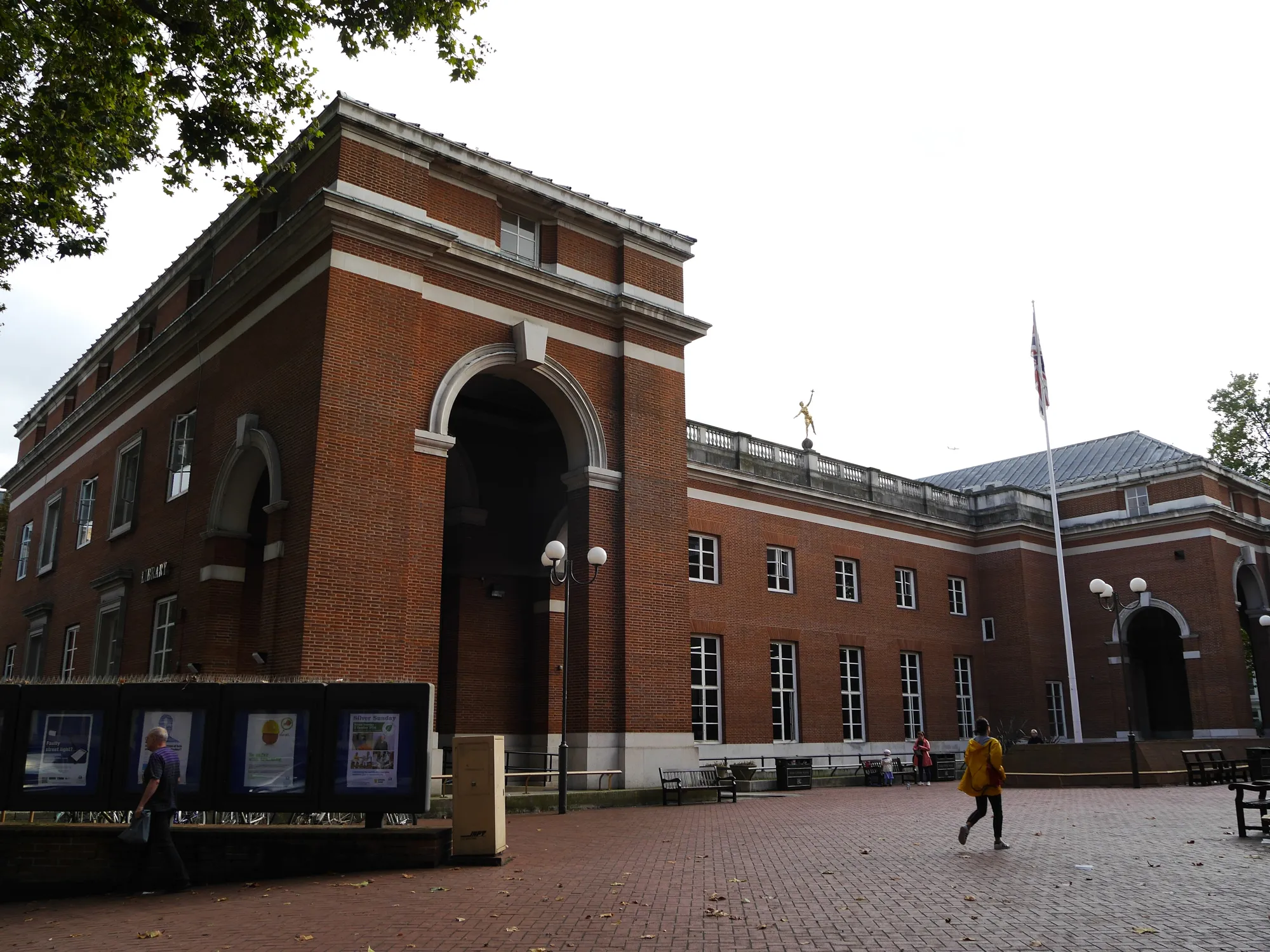 Kensington Central Library