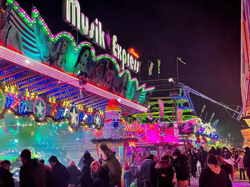 Weihnachts-Rummel an der Landsberger Allee