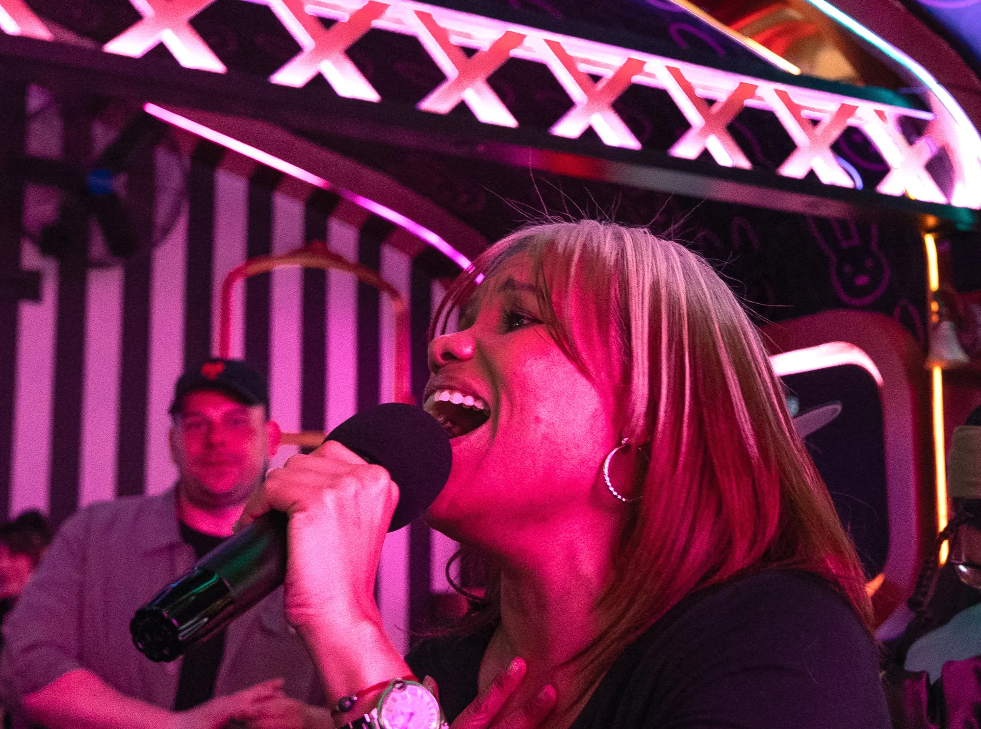 Karaoke Thursdays at The Rabbit Hole 🎤