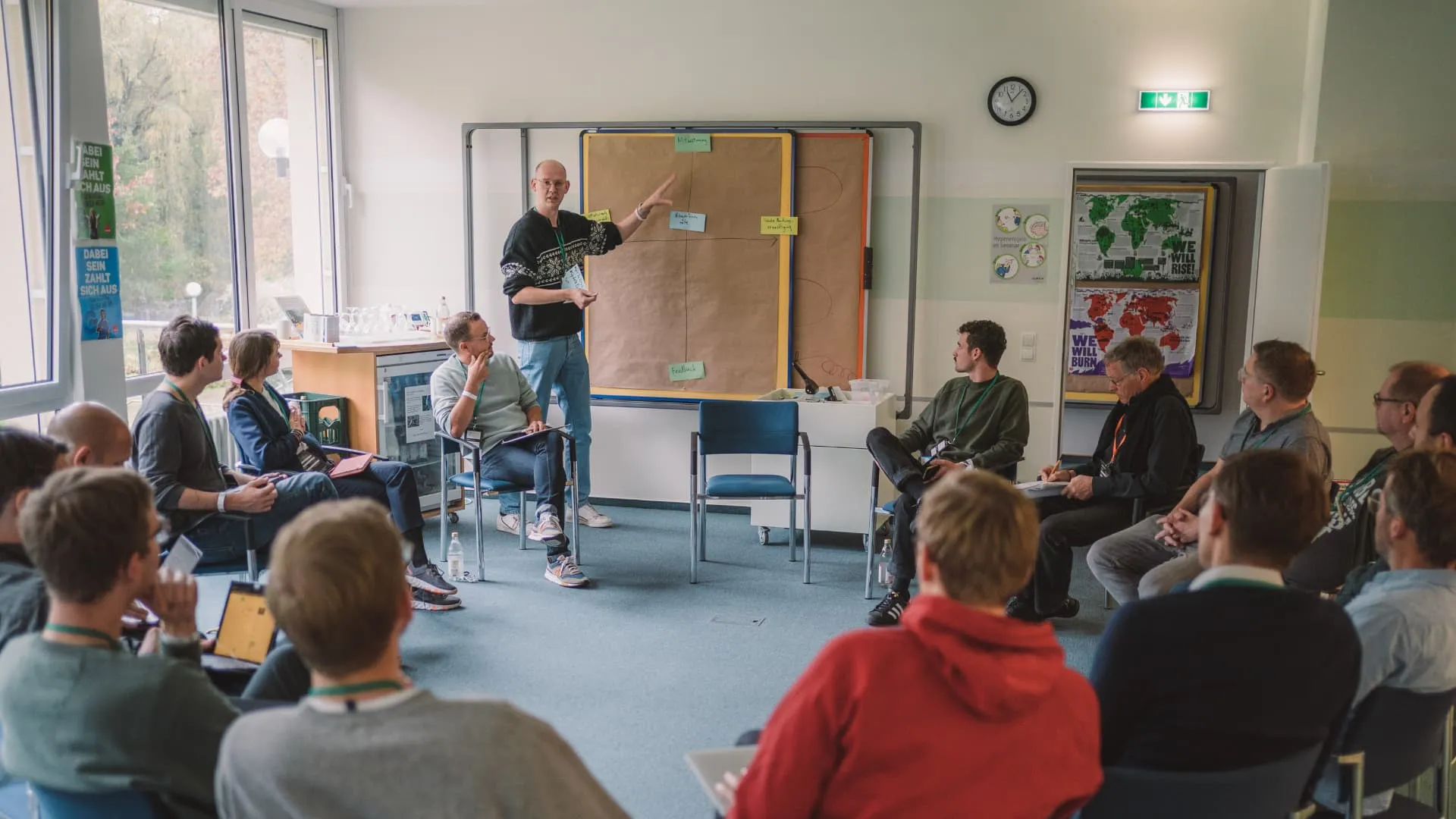 AG Bildung: Veranstaltung mit Frag den Staat plus Jour-Fix: »Meldeplattformen der AfD und Angriffe auf die Informationsfreiheit«