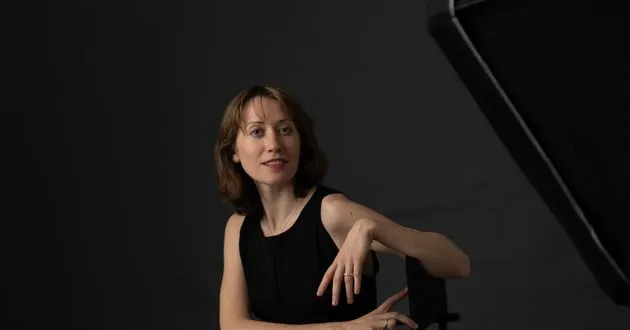 Eva Laas: Zwei Schwestern