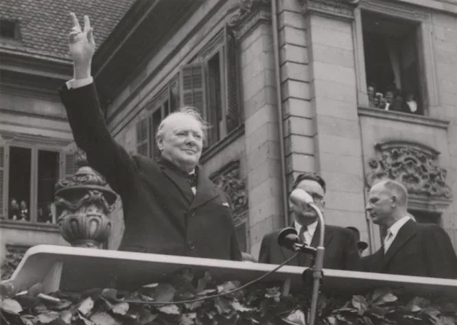 Führung mit Thomas Neukom (Dokumente zur Zeit nach dem 2. Weltkrieg)