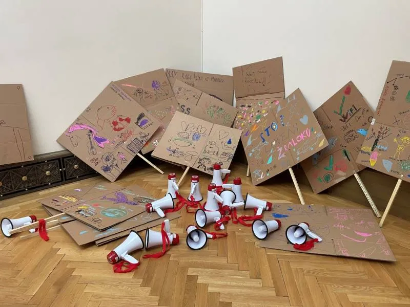 Ausstellung "A Place to Stay" im Spreepark Art Space