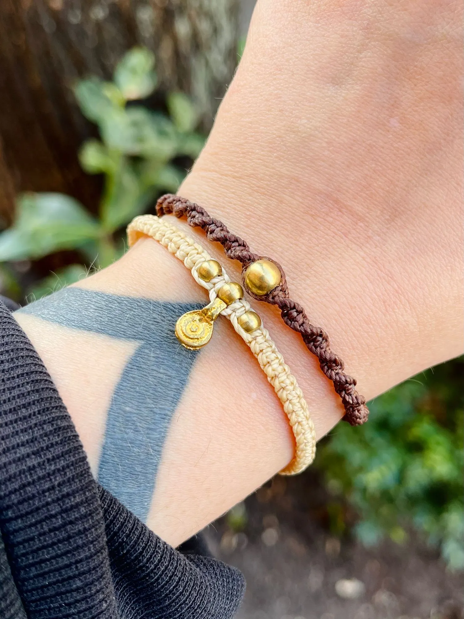 „Makramé Armbänder basteln“
