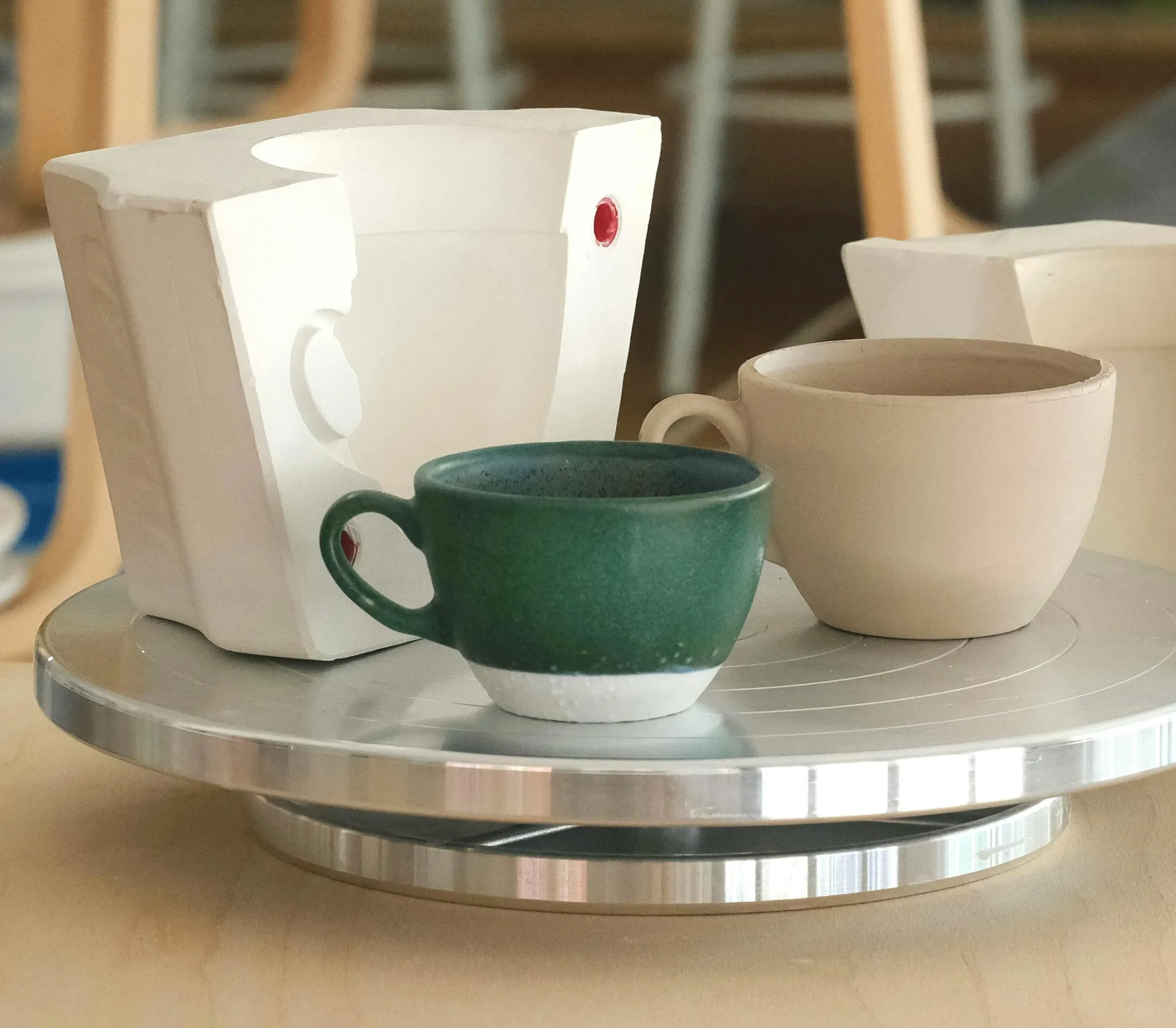 From Liquid to Form: Porcelain creations