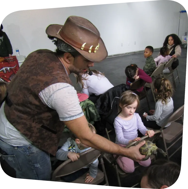 Binx the Reptile Guy – Dino Scales & Tails