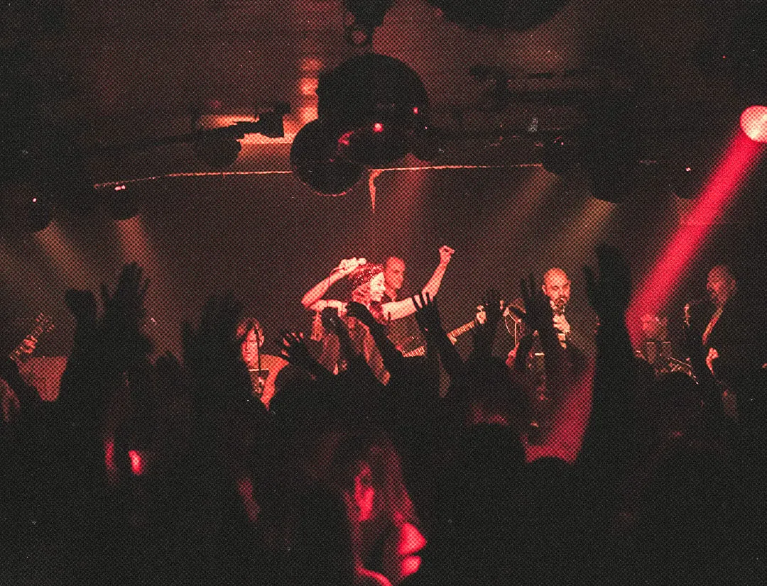 Live Music & DJs 'til 3am