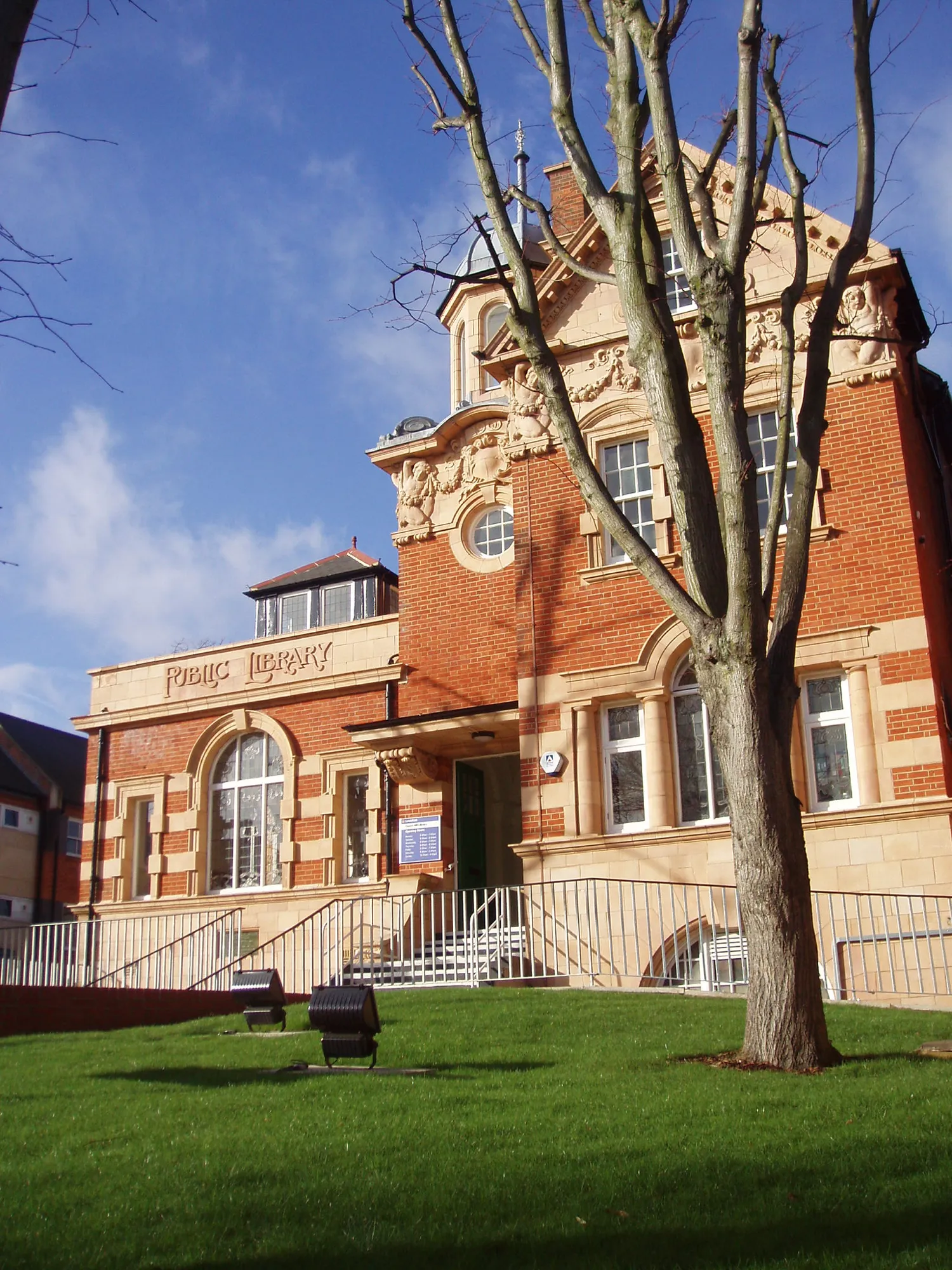 Forest Hill Library
