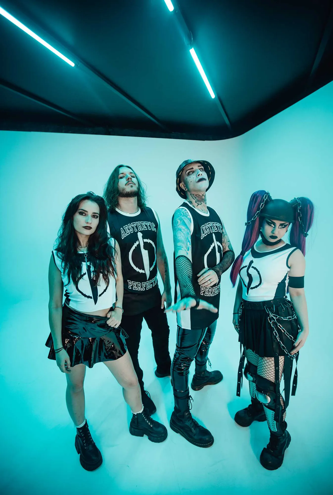 AESTHETIC PERFECTION – Suckers For Punishment 2026 // plus special guests: PRIEST (SWE)