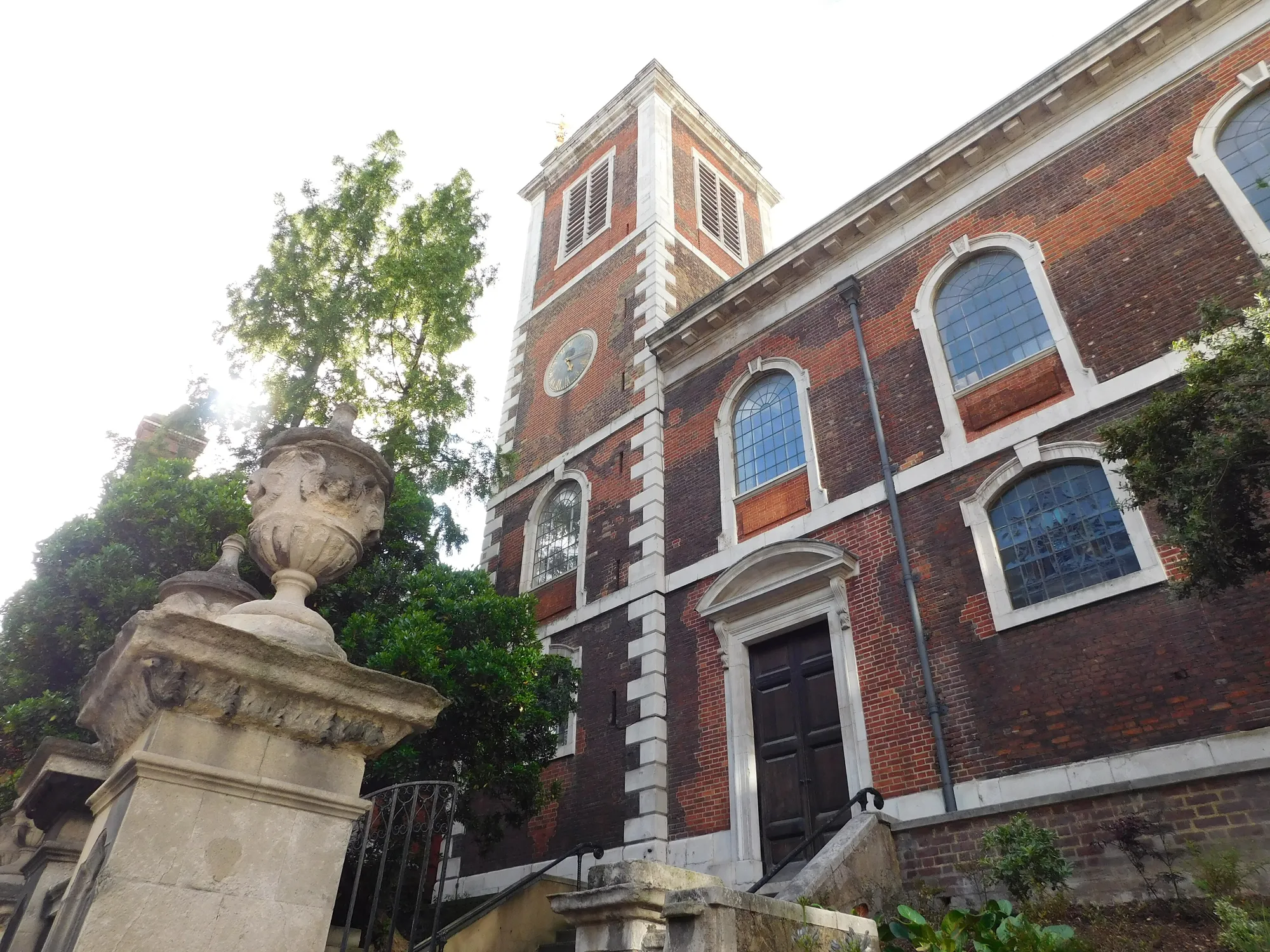 St Andrew by the Wardrobe