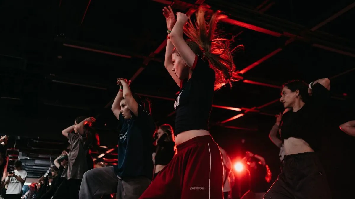 LEARN CHOREOGRAPHY - DANCE CLASS
