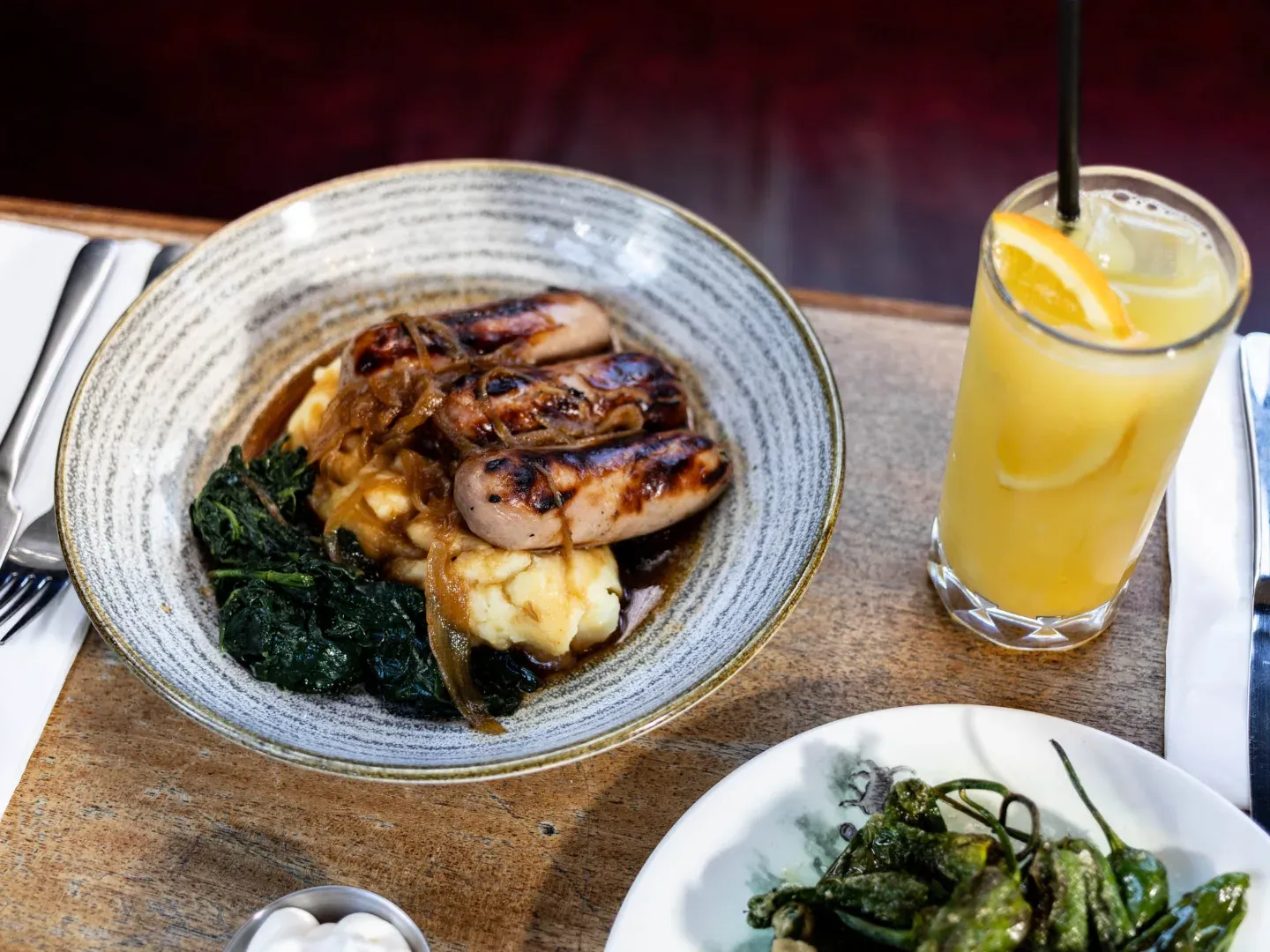 Unlimited Lunch Refills at The Railway