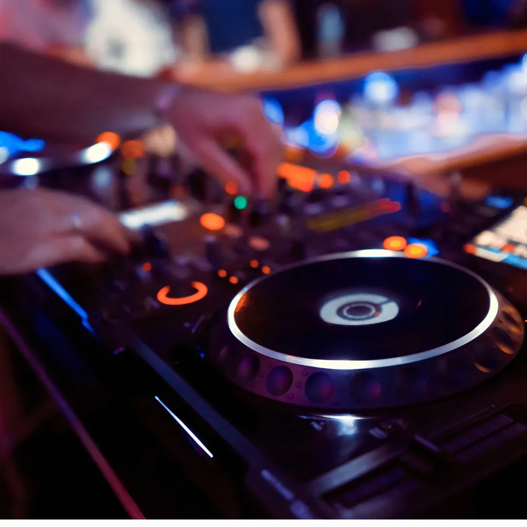DJ Sugai