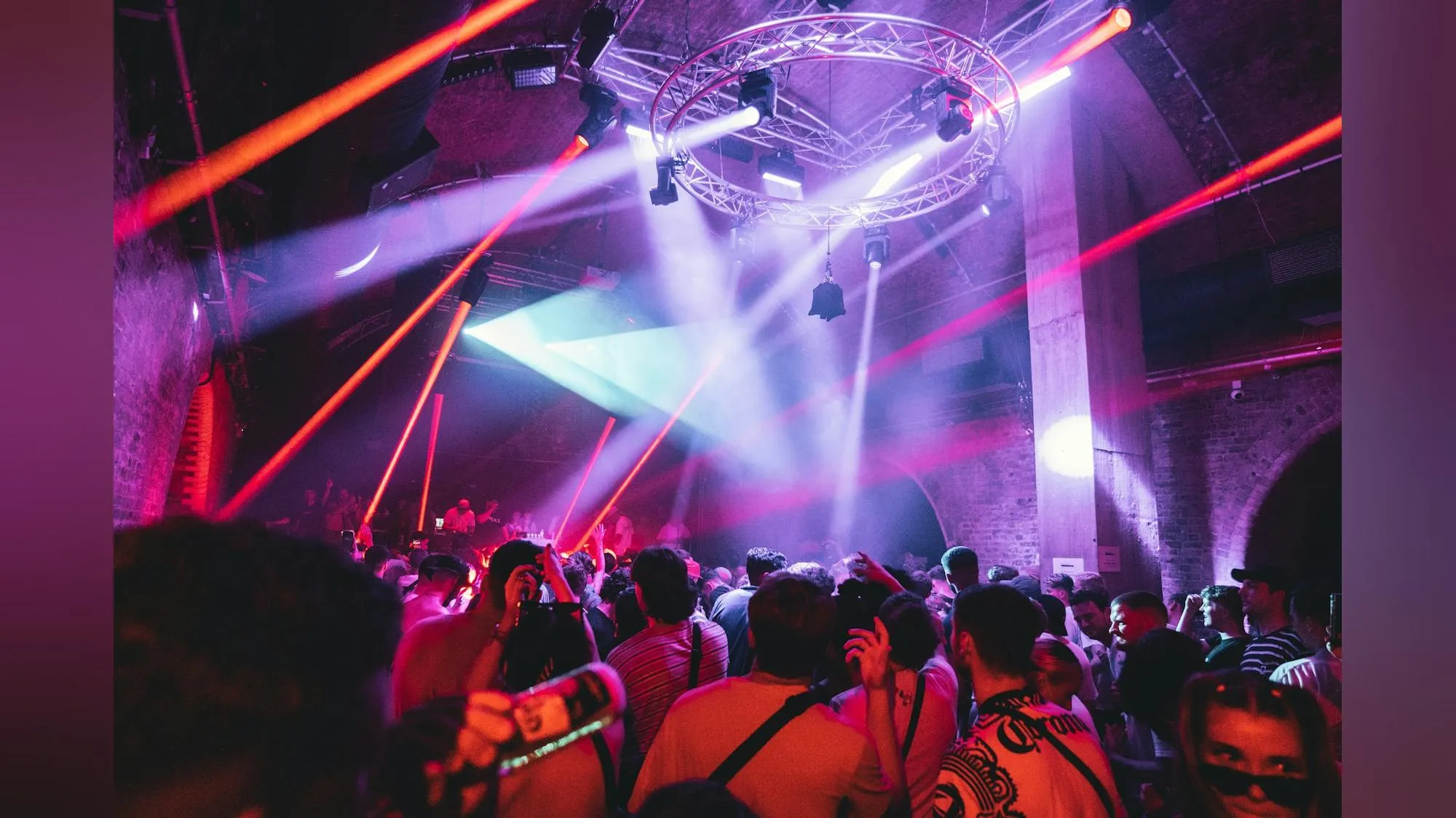 LAST FREE TICKETS + FREE DRINK: FRESHERS 2026 – House & Disco ALL NIGHT LONG